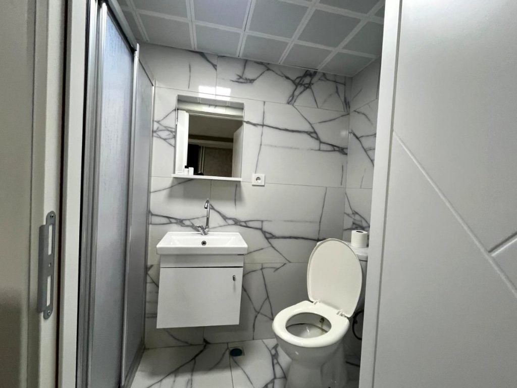 Çankaya apart otel temiz banyo ve lavabo